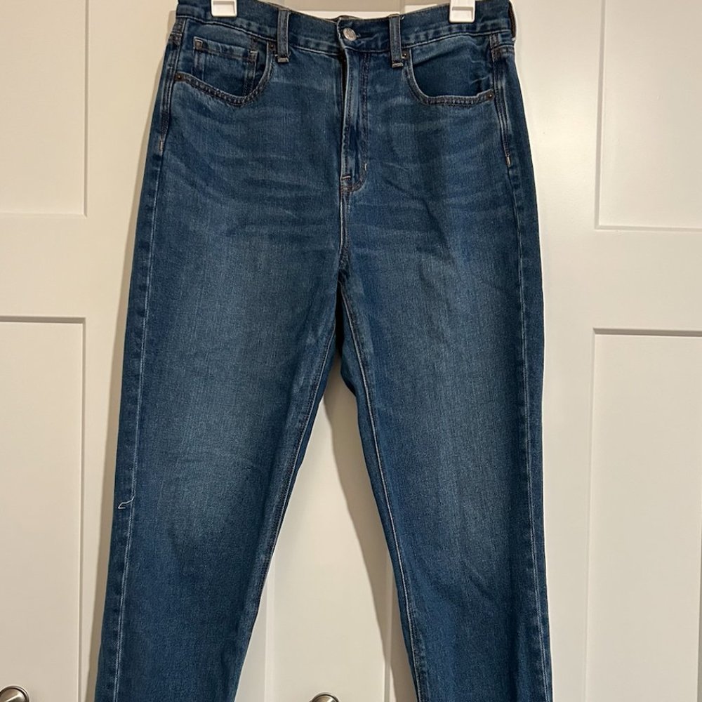 American Eagle Mom Jeans